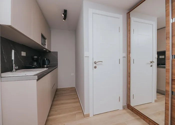 Apartment Virgine Maria I Baska (Krk)