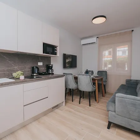 Apartment Virgine Maria I Baska (Krk)