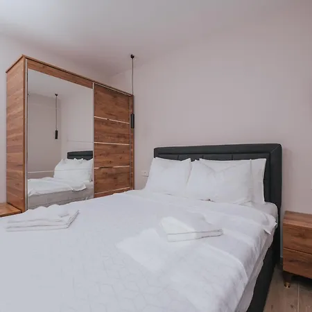 Apartment Virgine Maria I *