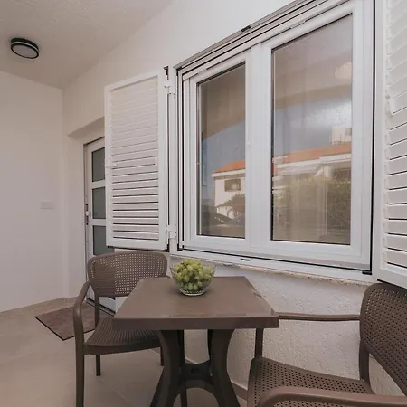 Apartment Virgine Maria I Baska (Krk)